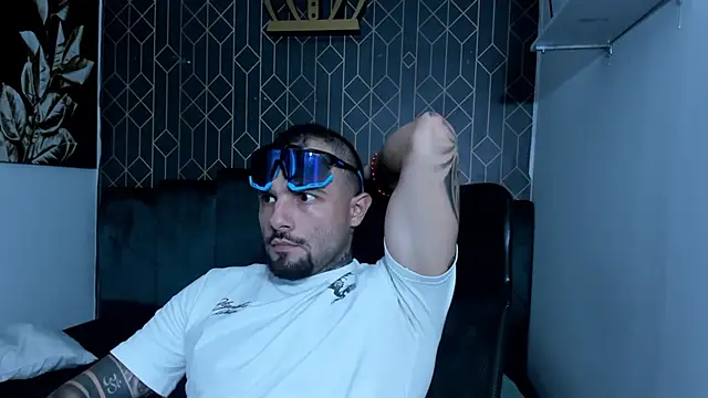 lucky_smith1's cam snapshot