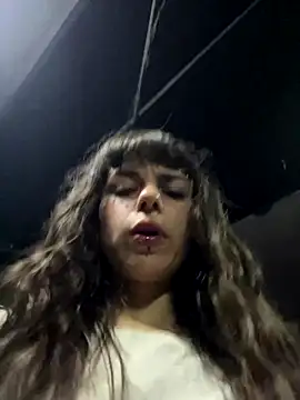 VioletaSubmissive live sex cam