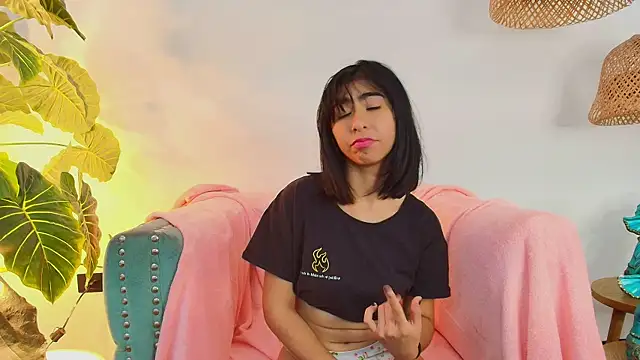 EllieBloom's cam snapshot