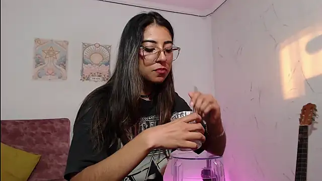 Susanahendrix's cam snapshot