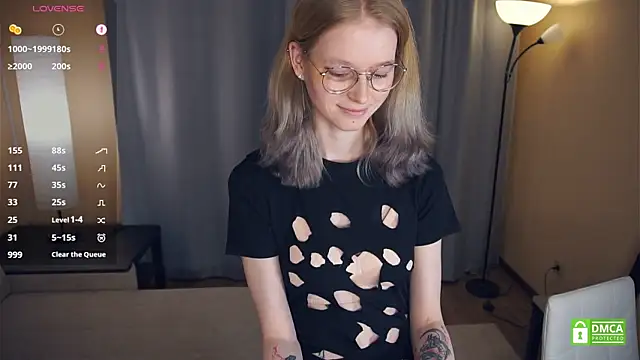 ToyaPletz's cam snapshot