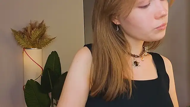 ShannaRois's cam snapshot