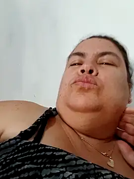 yaneth_'s cam snapshot