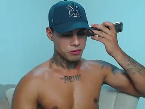 seth_bllack1's cam snapshot