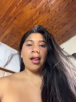 LinnaGardenia's cam snapshot