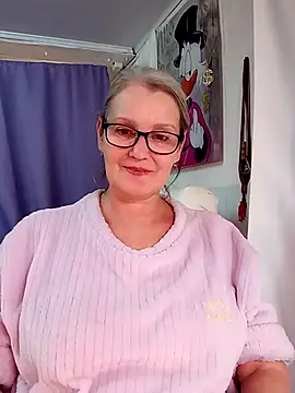 irinamaux live sex cam