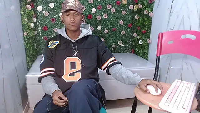 ManSant's cam snapshot