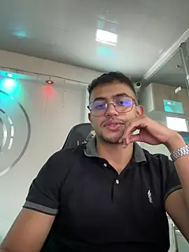 Thonny-becker live sex cam