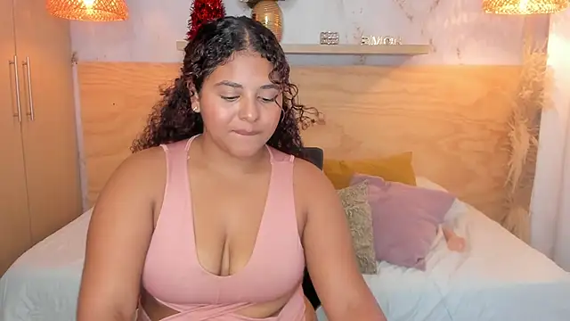 Soophie_taylor3's cam snapshot