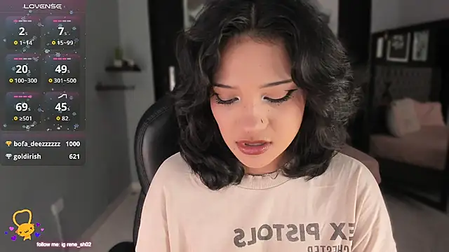 renee_shelby_'s cam snapshot