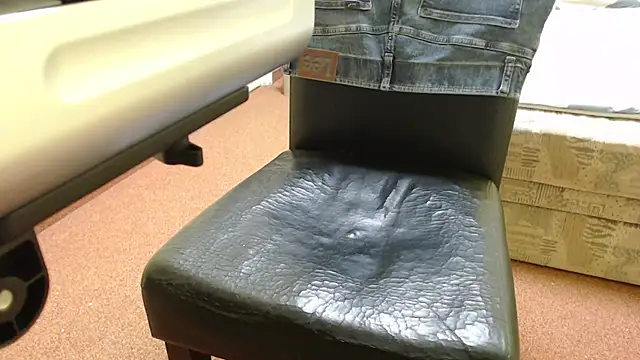 k74robert's cam snapshot