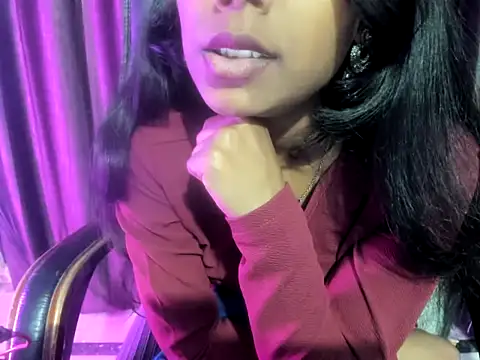 Priya_Sengar's cam snapshot