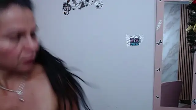 camilavargas_'s cam snapshot