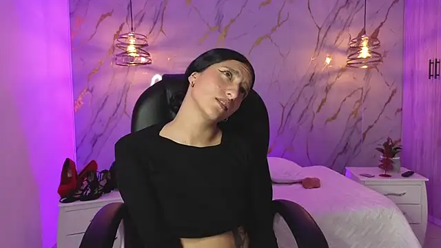 Scaarlettfox's cam snapshot