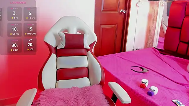 Sheilly_brown's cam snapshot