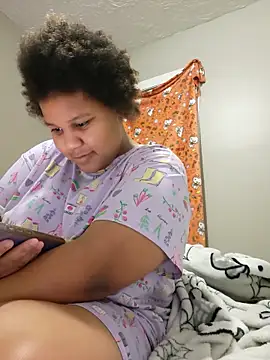 chocolate_bella's cam snapshot