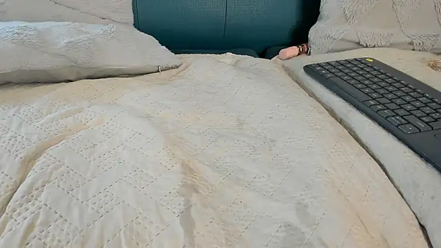 kristyl_paez's cam snapshot