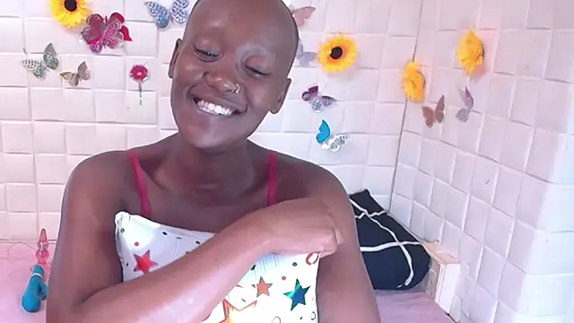 EbonyOlive69 live sex cam