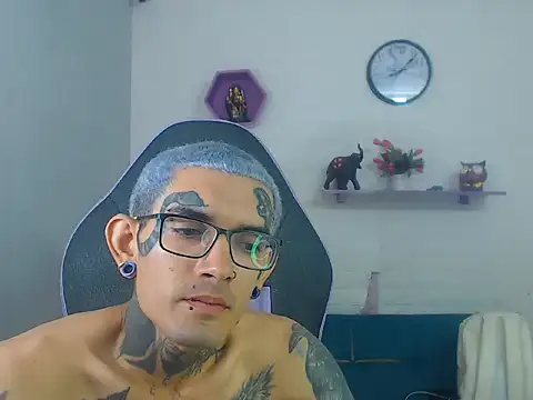 Boy_tatto77's cam snapshot