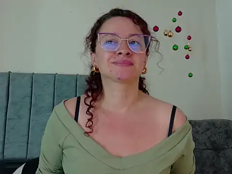 ArtesanaMK live sex cam