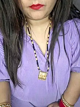 indian-hotmilfs's cam snapshot