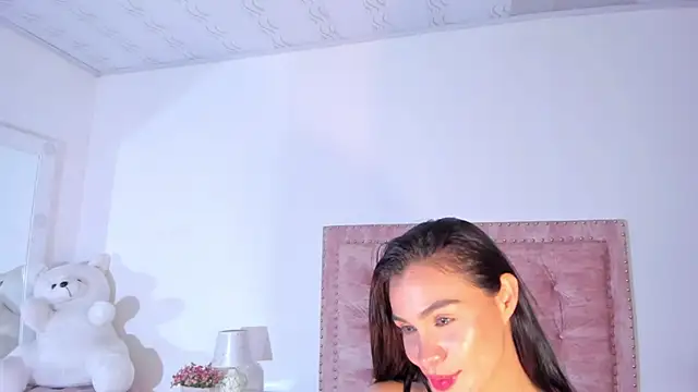 Antonella_Maxwell's cam snapshot