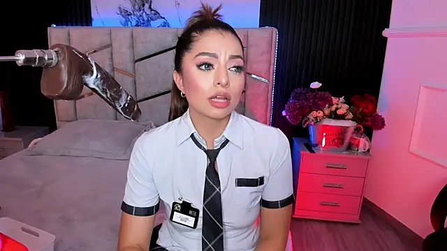 daniiphoeniixx live sex cam