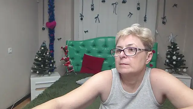 EmiliaGree's cam snapshot