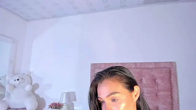 Antonella_Maxwell's cam snapshot