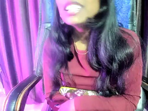 Priya_Sengar's cam snapshot