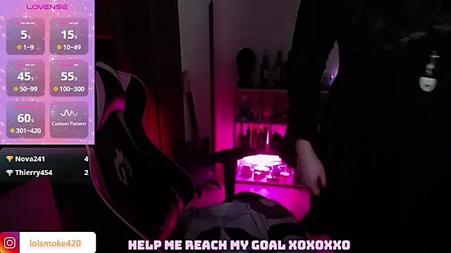 Bdsm_and_fries's cam snapshot