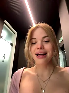 SMELLSEX's cam snapshot