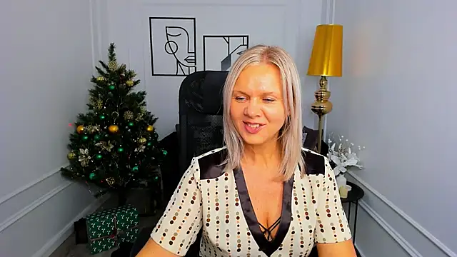 AgathaKlouin's cam snapshot