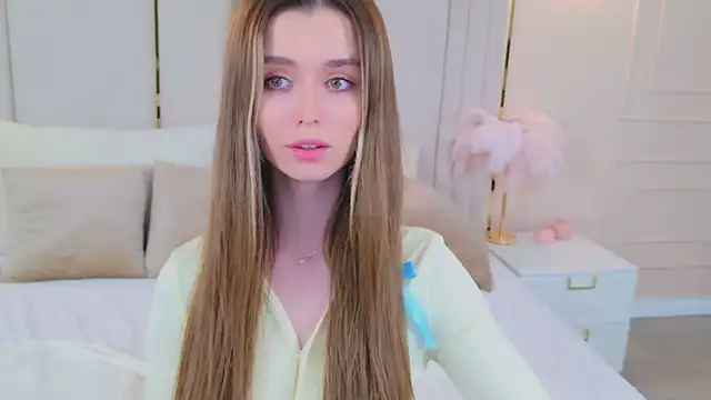 MarybethSnow's cam snapshot