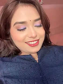 chloiedecker's cam snapshot