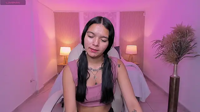 sara_jjones's cam snapshot