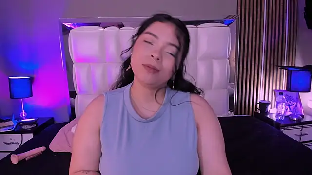 xCharlotte_20's cam snapshot