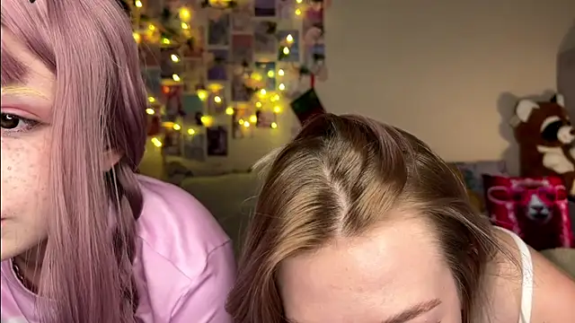 AliceSahar's cam snapshot