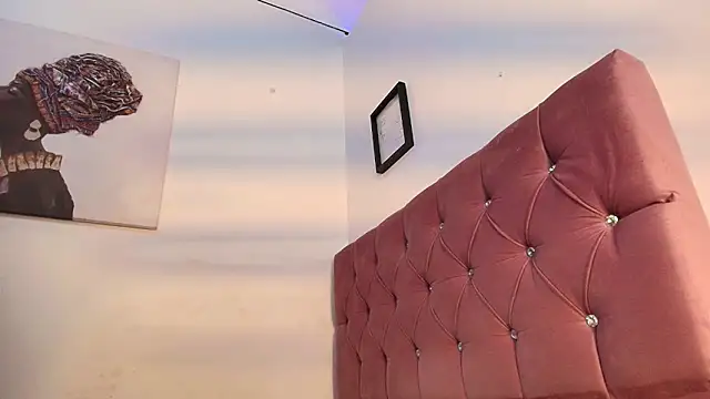 naomi_campbel_ live sex cam