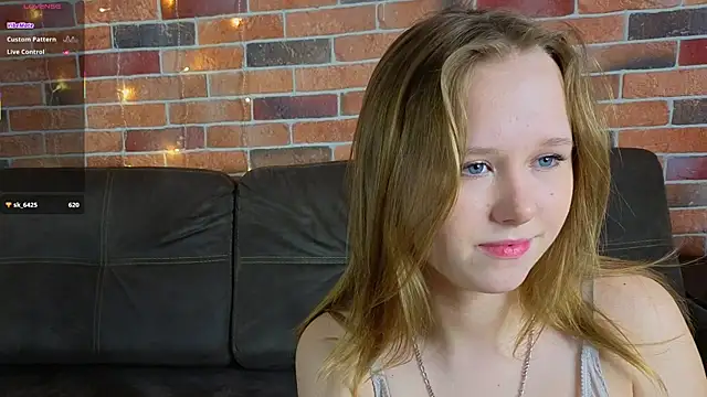 VoidElaris's cam snapshot