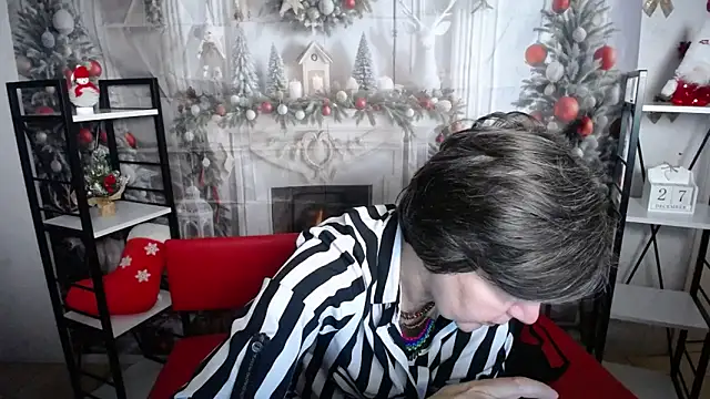 LunaDobra live sex cam