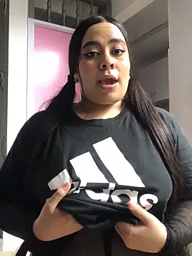 Monserratt_J's cam snapshot