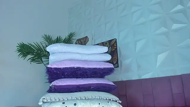 Hellen_Sky's cam snapshot