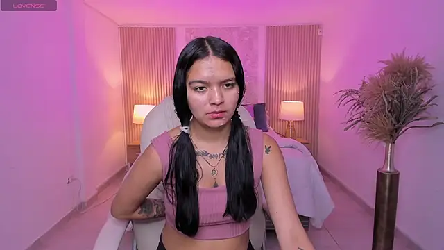 sara_jjones's cam snapshot