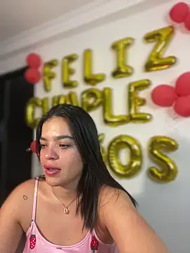 JuanitaMore01's cam snapshot