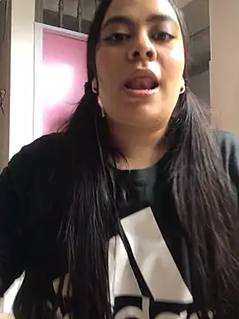 Monserratt_J's cam snapshot