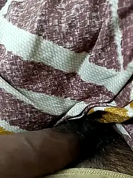 wrong_man25's cam snapshot