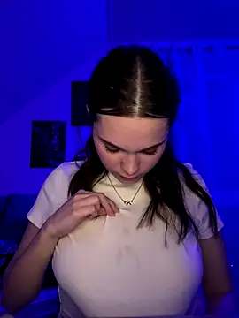 ElenaMariee's cam snapshot