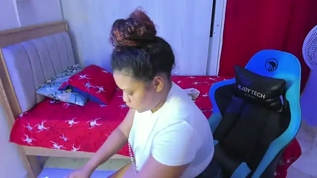 Lunastar02's cam snapshot