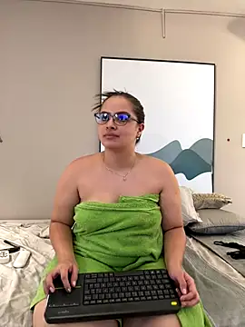 Tayler_Kim's cam snapshot